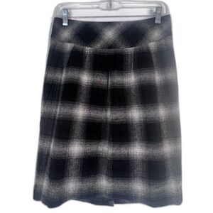Ann Taylor LOFT Black Plaid 75% Wool Pencil Yoke Skirt Lined Size 4